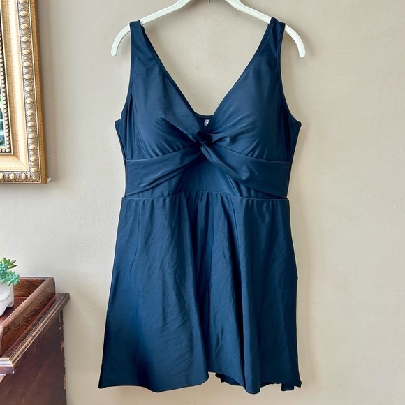 Torrid Asymmetrical Twist Front One-Piece Swim
Dress Black Plus Size 2X - Picture 2 of 16